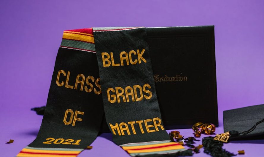 Купить диплом психолога в Ноябрьске